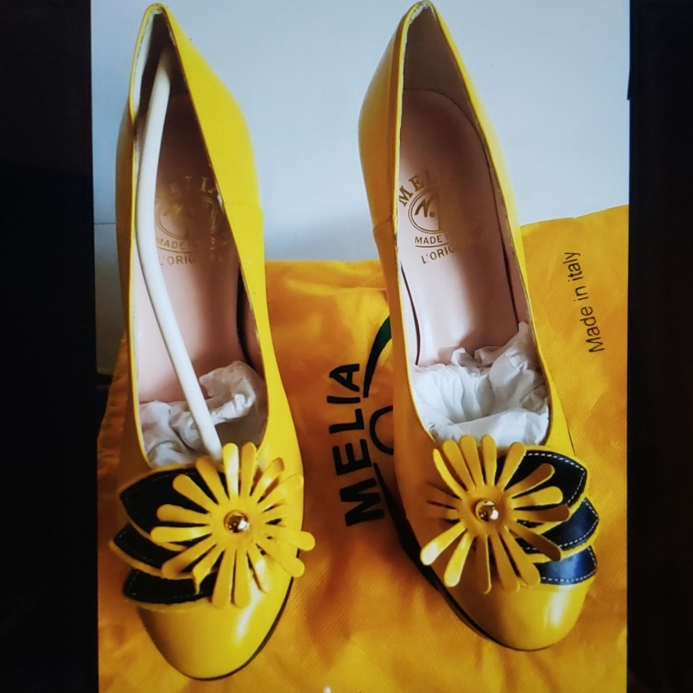 Shoes..pump - Picture 2 of 4